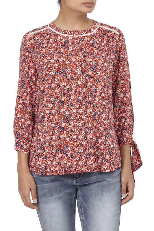 Women's Sale at Seven7 Jeans